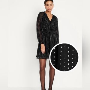 Old Navy Clip Dot Waist Defined Mini Dress
